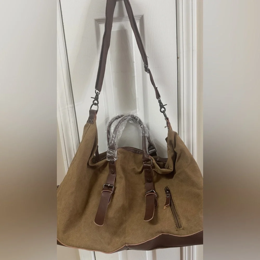 Elegant Brown Canvas and Leather Duffel Bag (bag10)